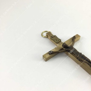 B5- Cruz de pared