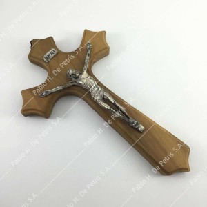B8 - Cruz de pared